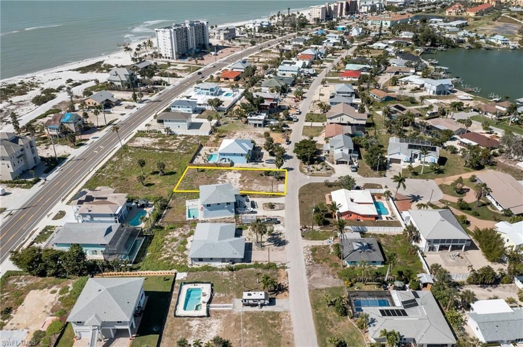7930 Buccaneer Dr, Fort Myers Beach, FL 33931 Photo
