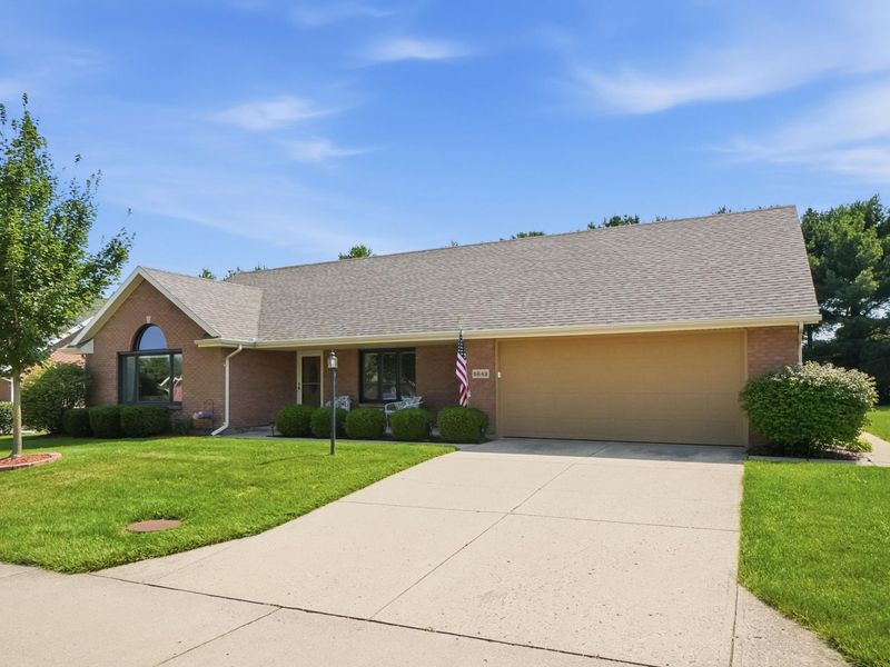 5642 Fox Ridge Drive, Springfield, OH 45503 Photo 2