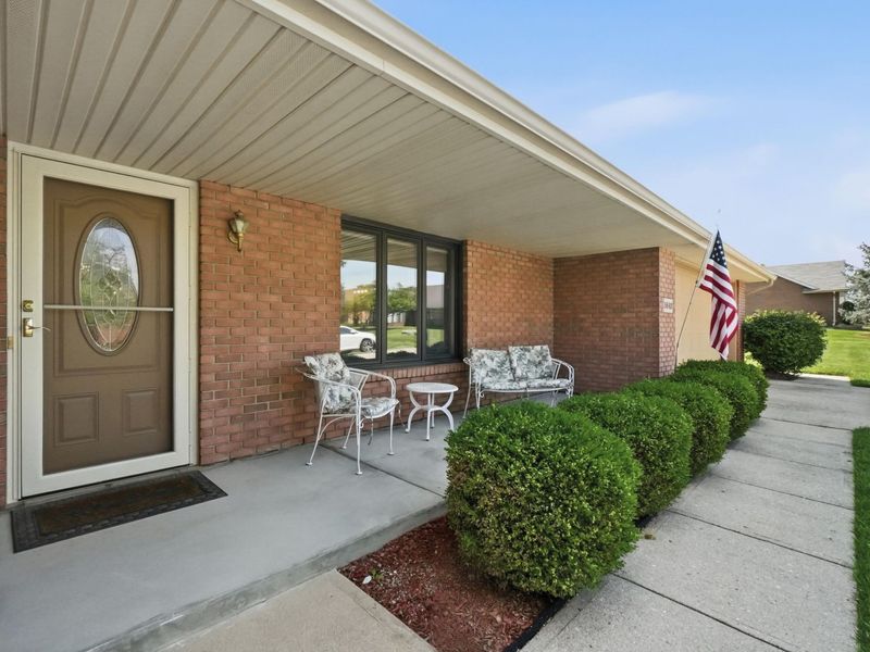 5642 Fox Ridge Drive, Springfield, OH 45503 Photo 4