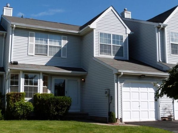 46 Buffalo Hollow Rd, Branchburg, NJ 08876