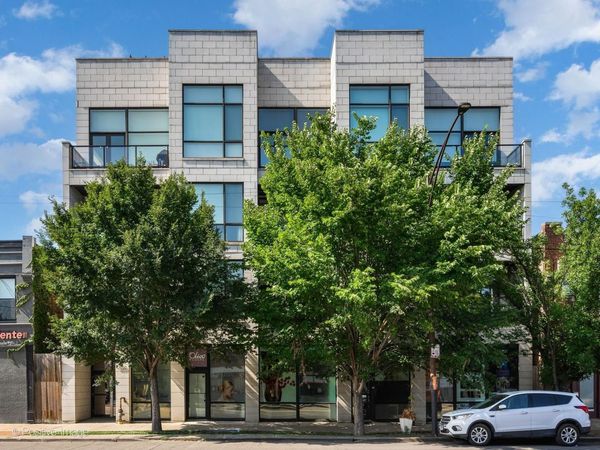 2550 W FULLERTON Avenue , Unit 2E, Chicago, IL 60647
