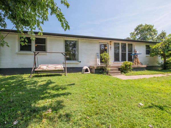 7183 Sugar Camp Dr , Greenbrier, TN 37073