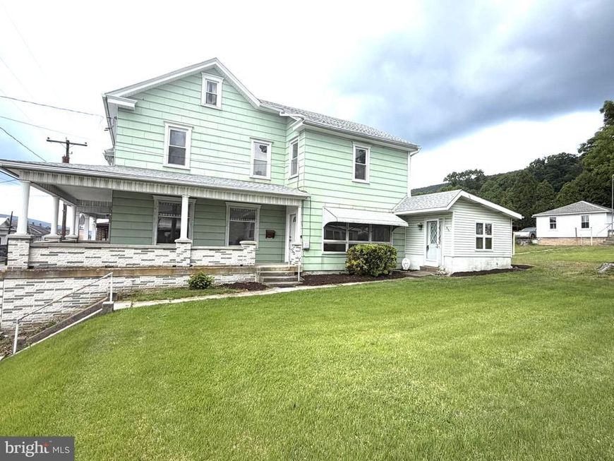 1015 E Grand Avenue , Tower City, PA 17980 Main Photo