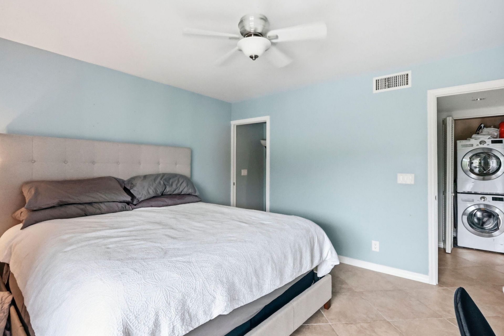 555 Banyan Tree Lane E, Unit 410, Delray Beach, FL 33483 Photo