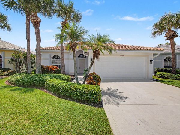 5006 SE DEVENWOOD Way, Stuart, FL 34997