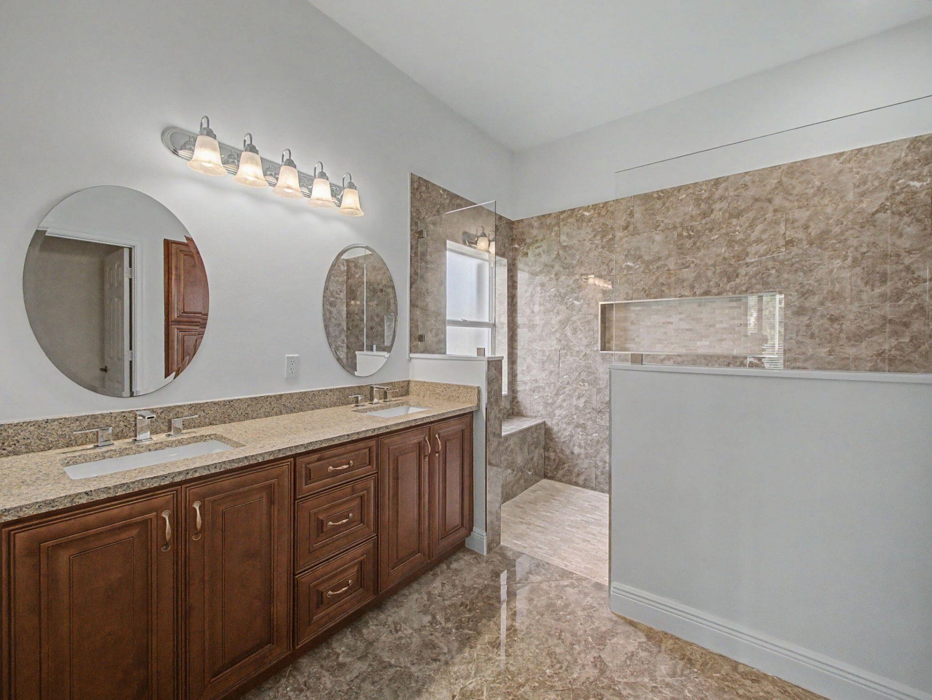 5006 SE Devenwood Way, Stuart, FL 34997 Photo