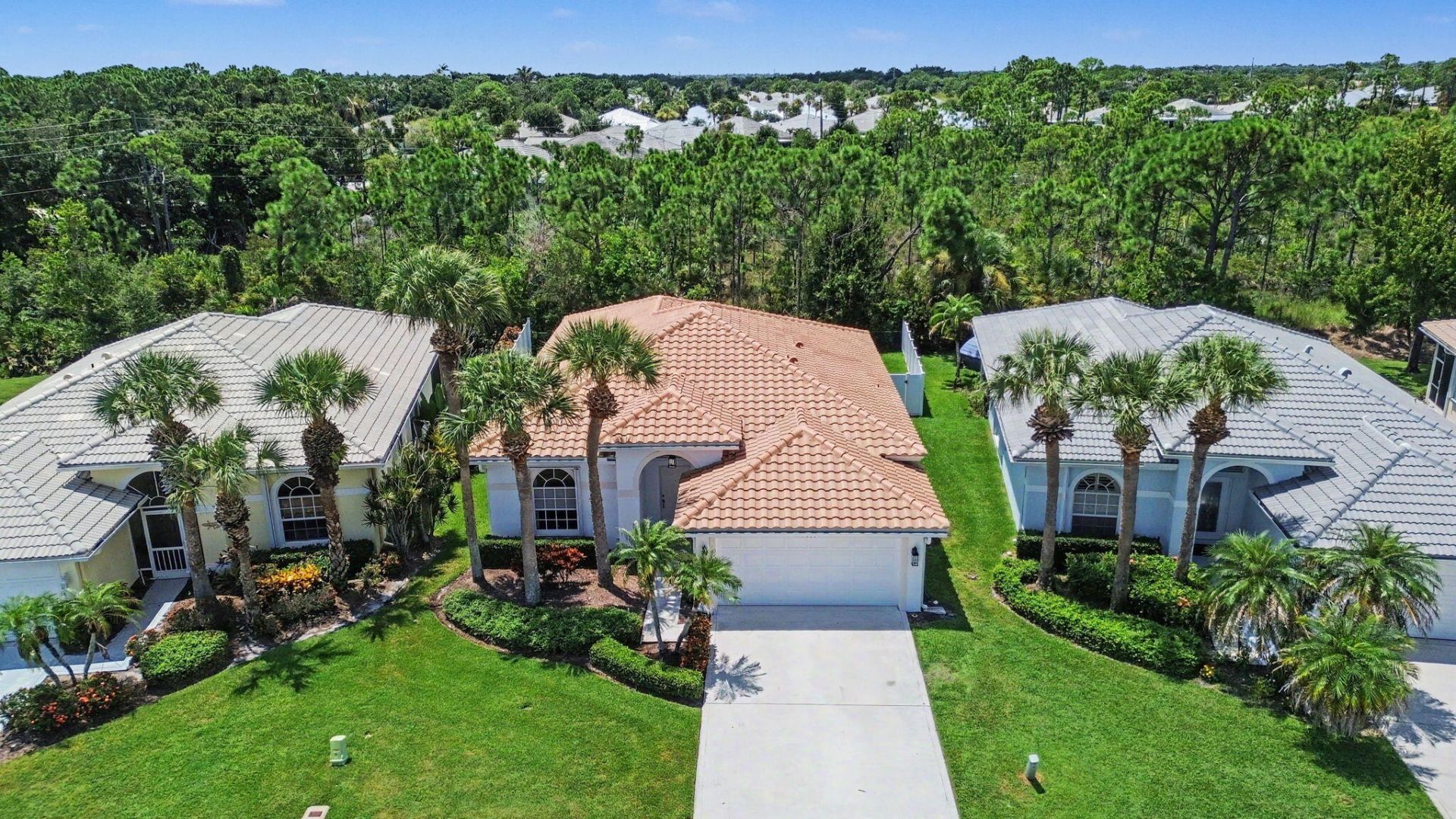 5006 SE Devenwood Way, Stuart, FL 34997 Photo