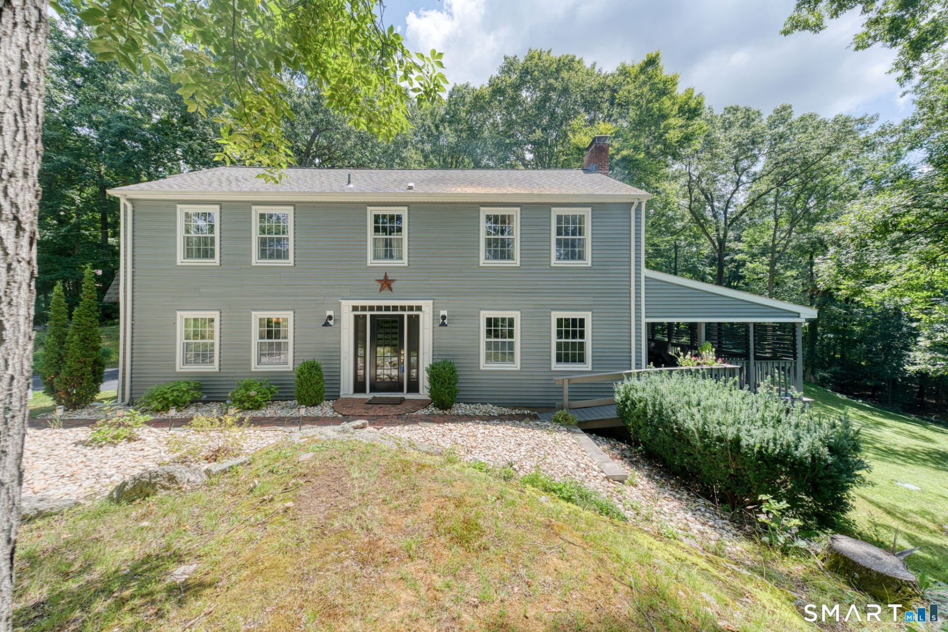 15 Michele, Portland, CT 06480 Main Photo