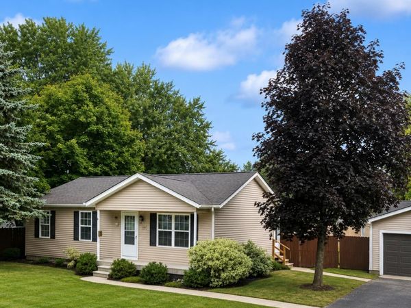 1533 Vermont Avenue , Marysville, Mi 48040
