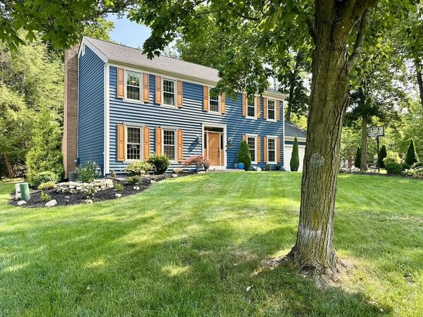 9520 Camelot Street NW, Pickerington, OH 43147