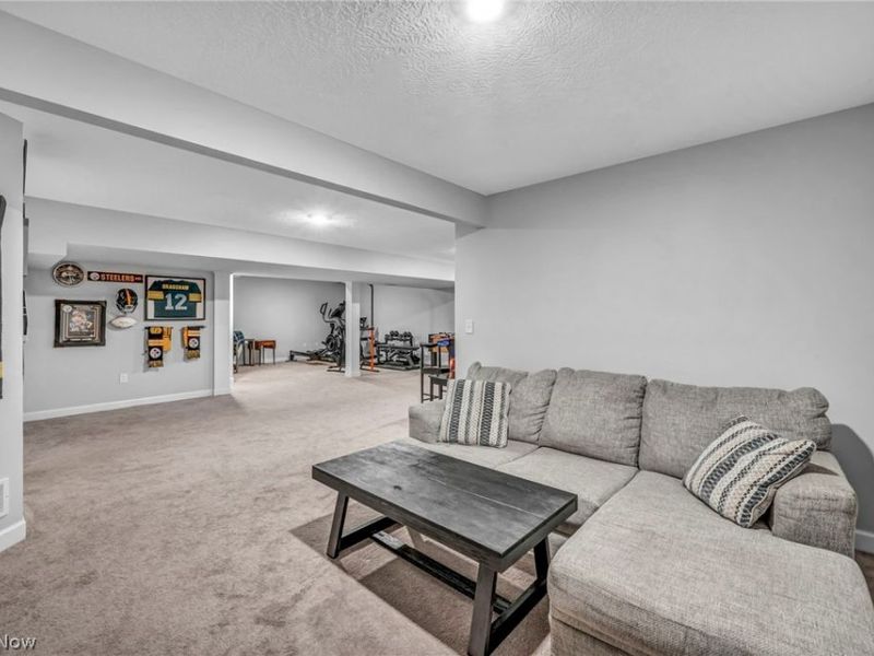 344 Heatherby NE, Hartville, OH 44632 Photo 31