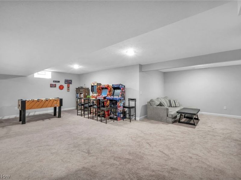 344 Heatherby NE, Hartville, OH 44632 Photo 32