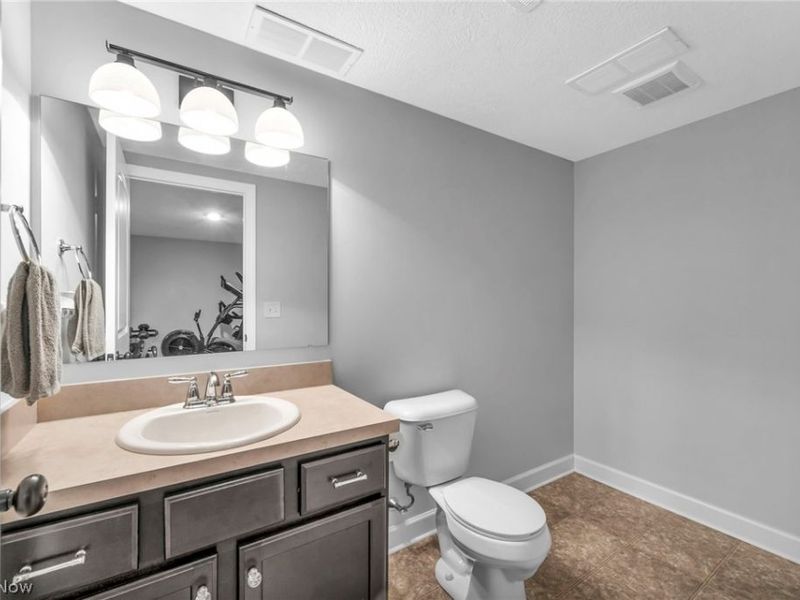 344 Heatherby NE, Hartville, OH 44632 Photo 35