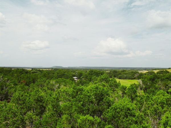 131 Spur 440, Florence, TX 76527