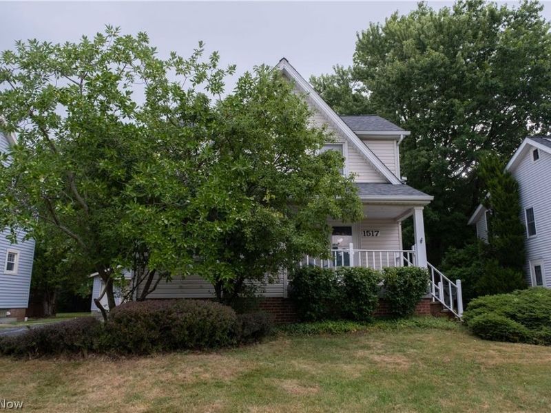 1517 Holmden Road, South Euclid, OH 44121 Photo 2