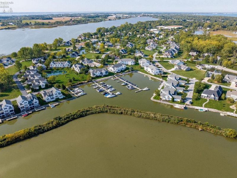 1229 Catawba Bay Drive, Port Clinton, OH 43452 Photo 12
