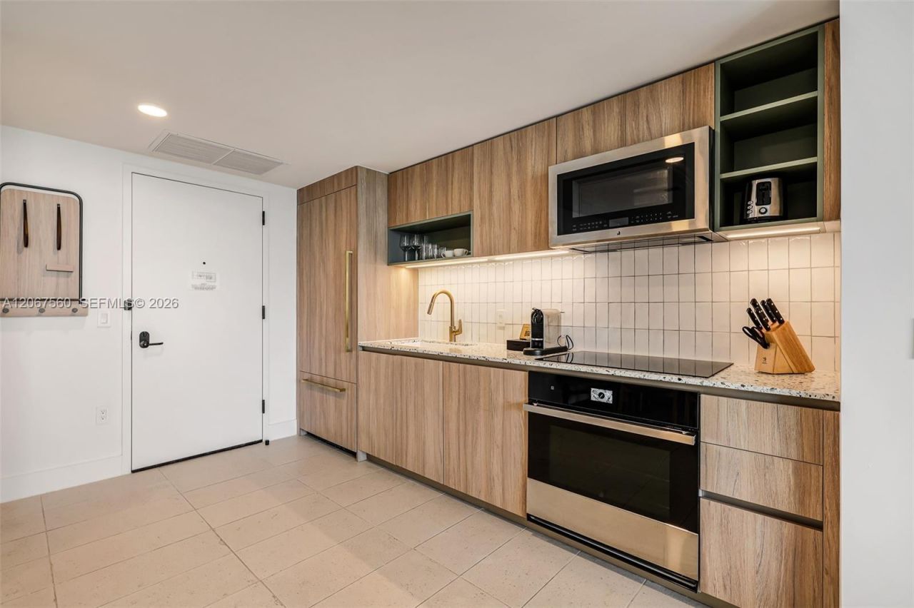 159 NE 6th St, Unit 4713, Miami, FL 33132 Photo