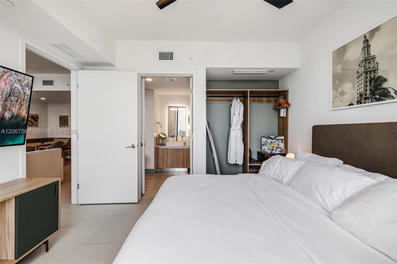 159 NE 6th St, Unit 4713, Miami, FL 33132 Photo