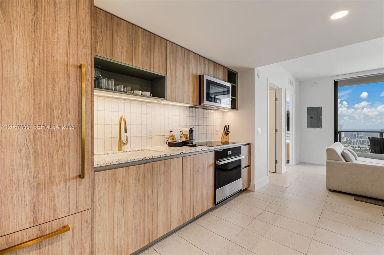 159 NE 6th St, Unit 4713, Miami, FL 33132 Photo