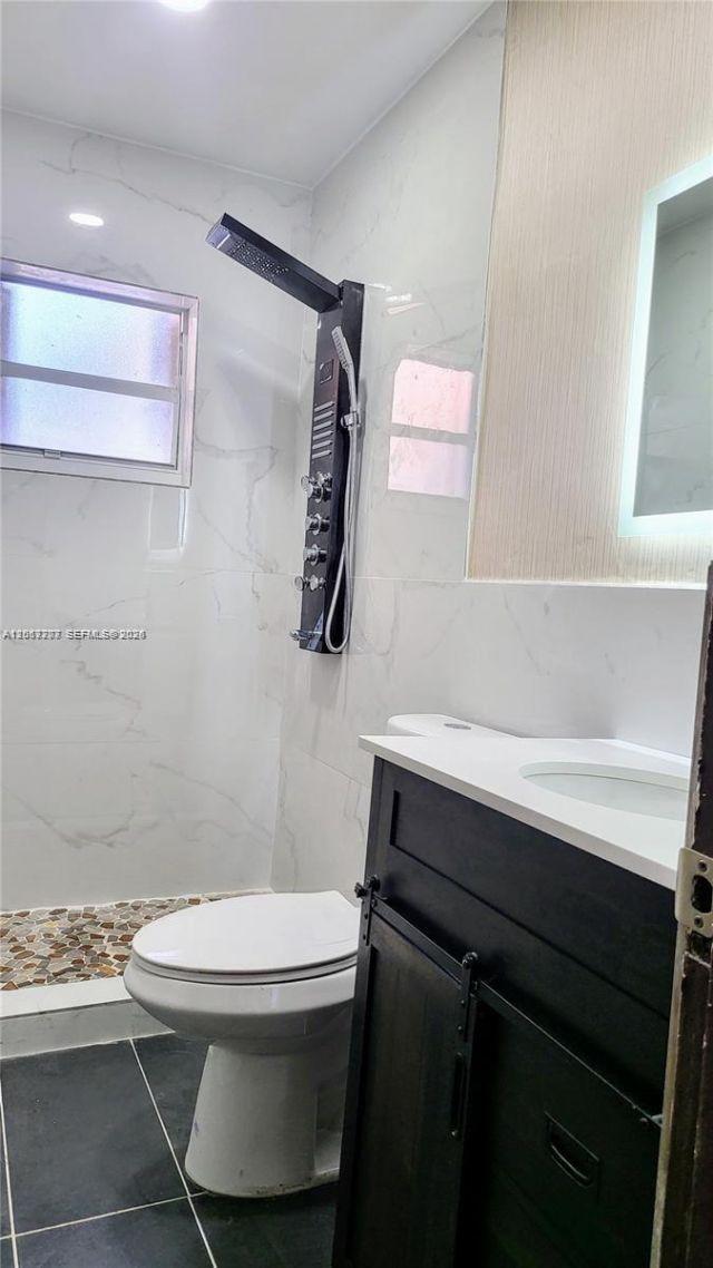18011 NW 6th Pl , Miami Gardens, FL 33169 Photo