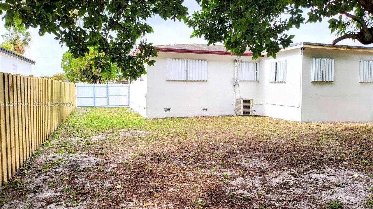 18011 NW 6th Pl , Miami Gardens, FL 33169 Photo