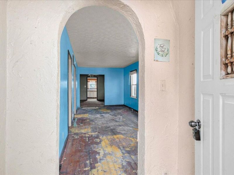 112 Warren Avenue, Russells Point, OH 43348 Photo 6