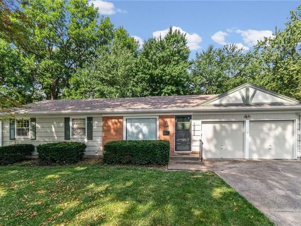 10330 Dearborn Drive, Overland Park, KS 66207
