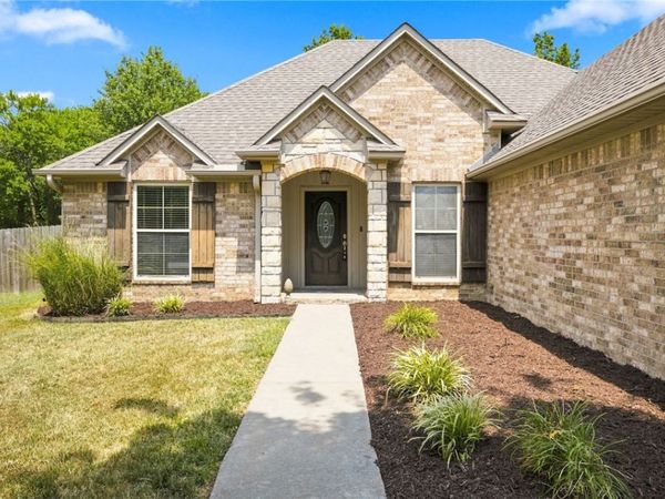 3672 Mountain View Drive, Fayetteville, AR 72704