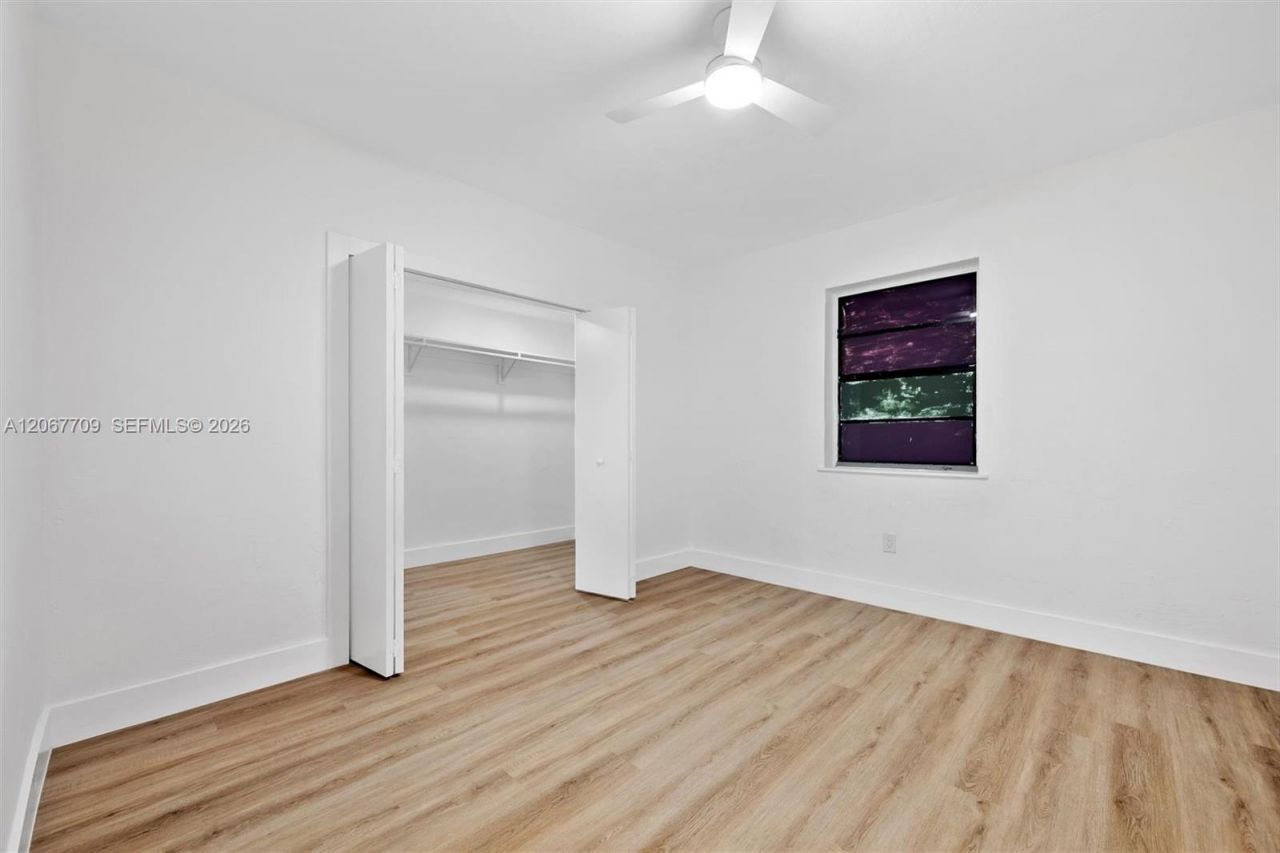 1521 NW 33rd St , Miami, FL 33142 Photo