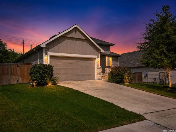6045 GRAYSON CLF, Schertz, TX 78108
