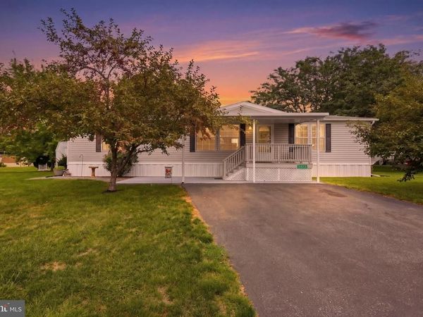 5613 CLASSIC COURT , FAYETTEVILLE, PA 17222