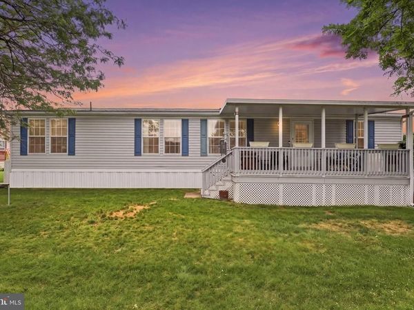 5613 CLASSIC COURT , FAYETTEVILLE, PA 17222