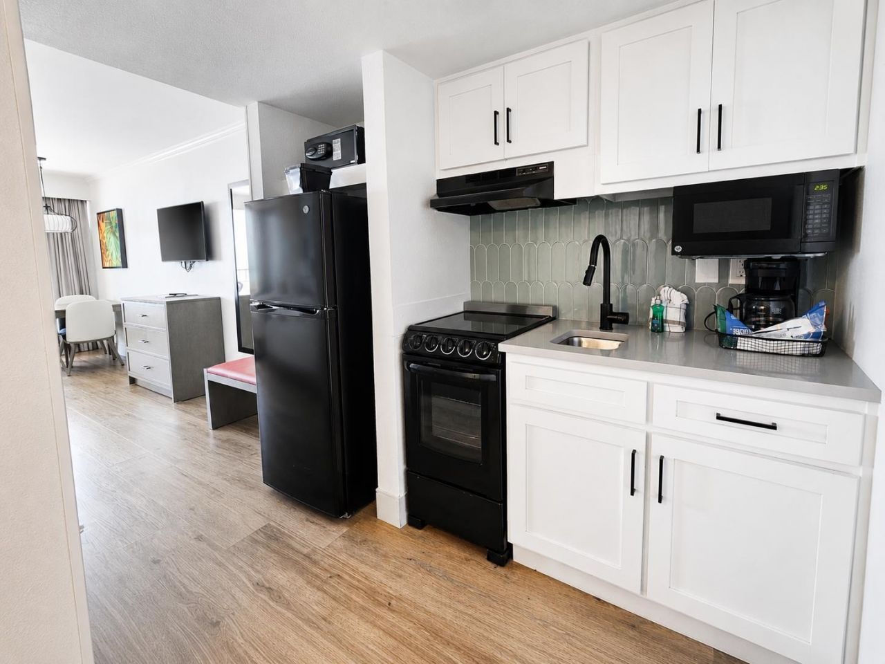 7100 Ocean Blvd. N Photo 13