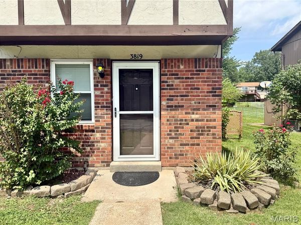 3819 Treebrook Drive , Imperial, MO 63052