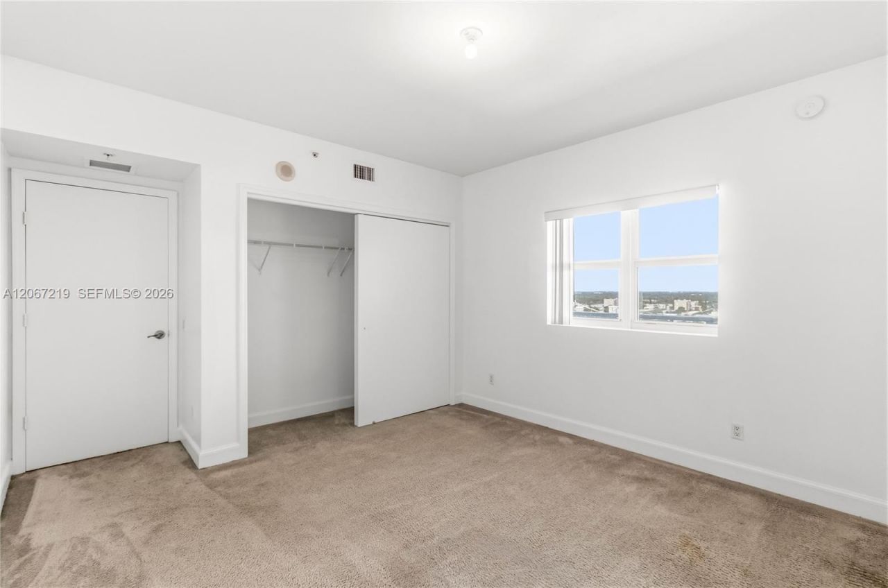 14951 Royal Oaks Ln , Unit 1604, North Miami, FL 33181 Photo