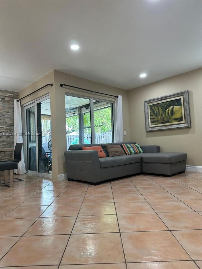 4810 SW 152nd Pl , Unit H-87, Miami, FL 33185 Photo