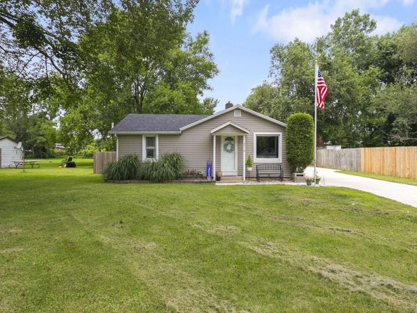 316 W Superior Street, Osceola, IN 46561