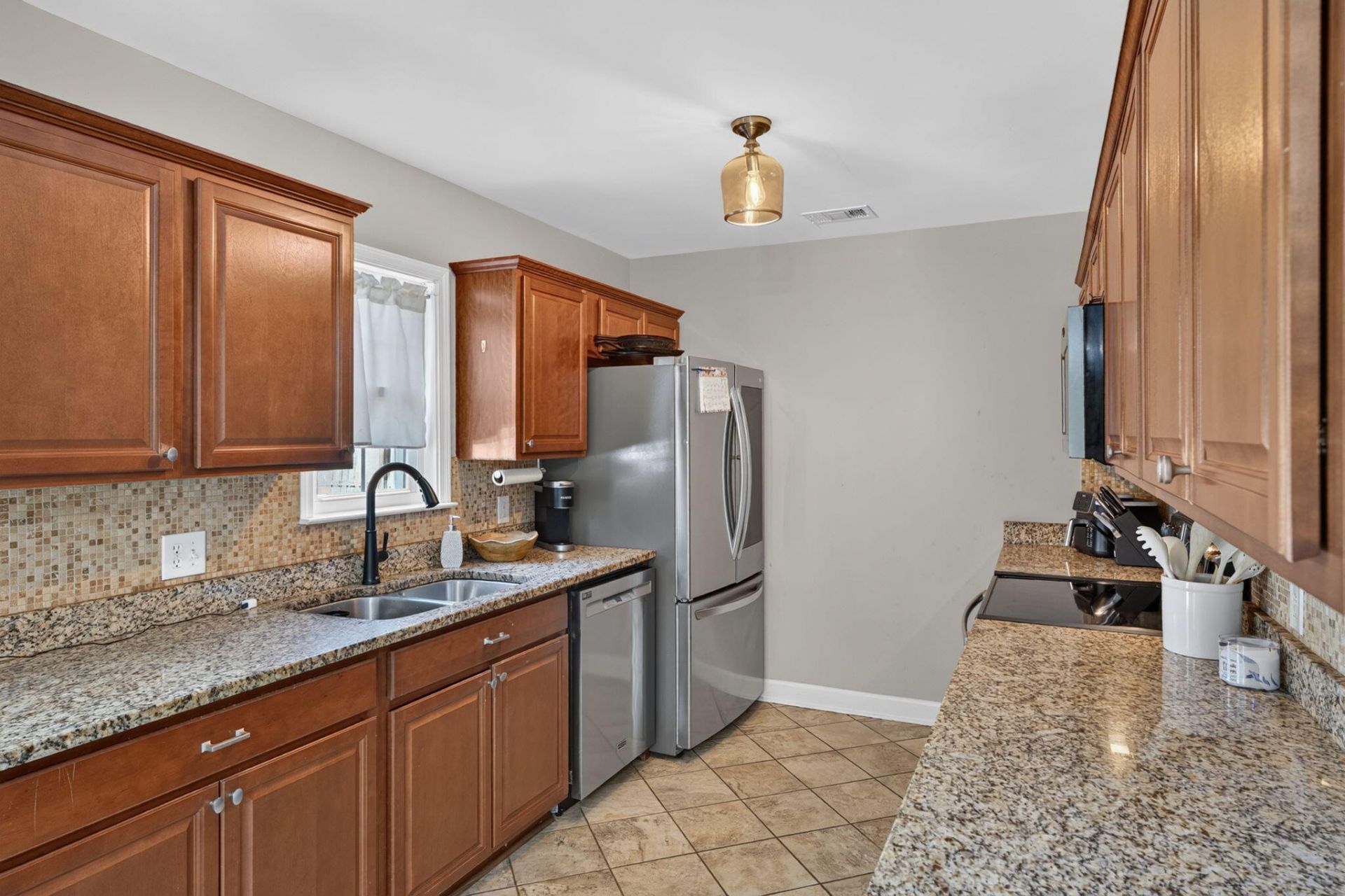 2051 Robin Wood Boulevard Photo 11