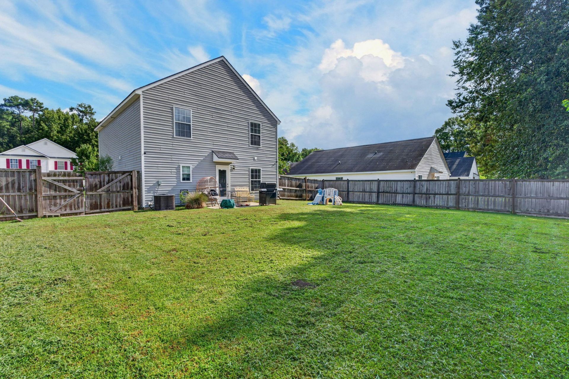 2051 Robin Wood Boulevard Photo 28
