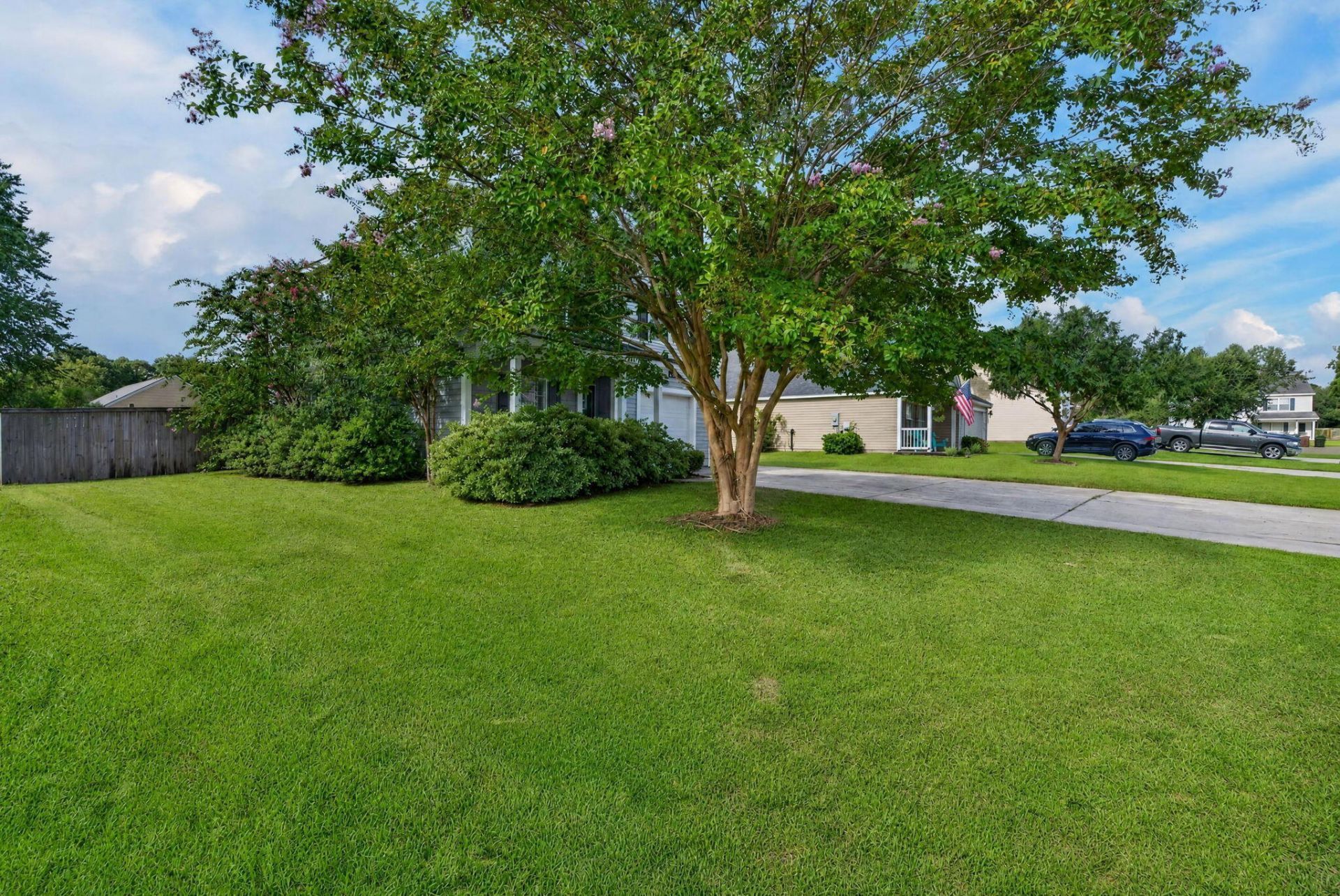 2051 Robin Wood Boulevard Photo 3