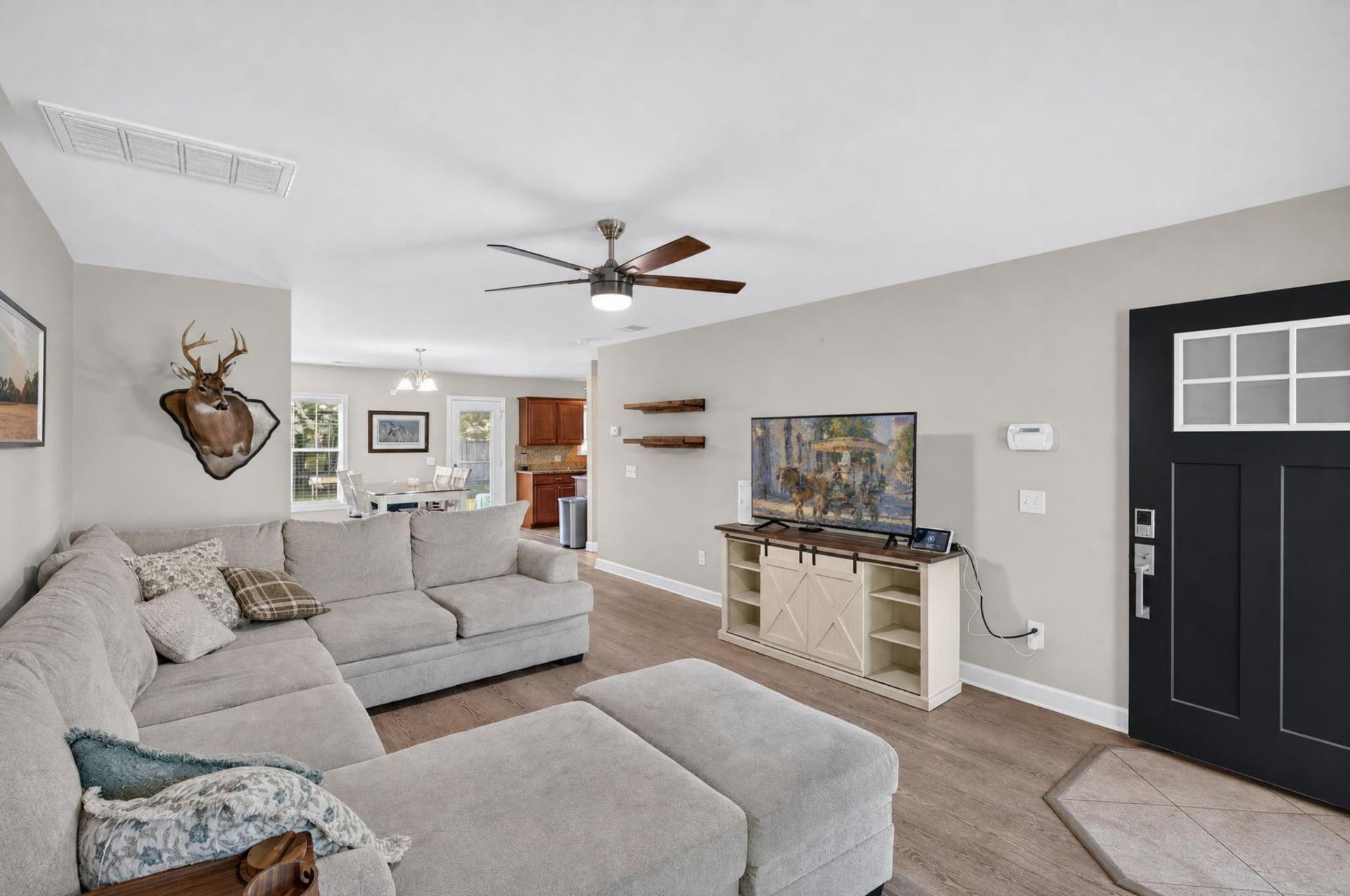 2051 Robin Wood Boulevard Photo 7