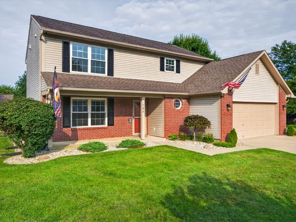 786 Lake Crossing Court , Franklin, IN 46131