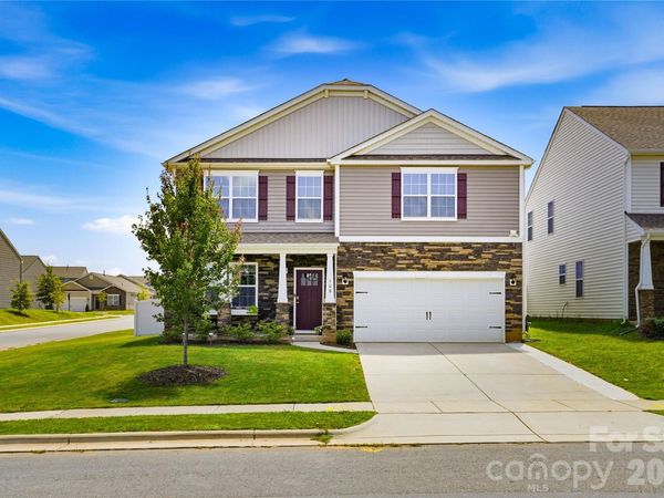 108 Giant Oak Avenue, Statesville, NC 28677