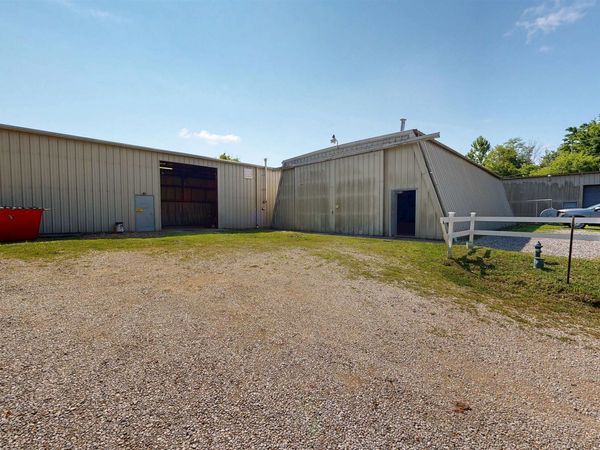 1940 COUNTY ROAD 2, CHESAPEAKE, OH 45619