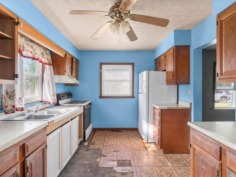 112 Warren Avenue, Russells Point, OH 43348 Photo 17