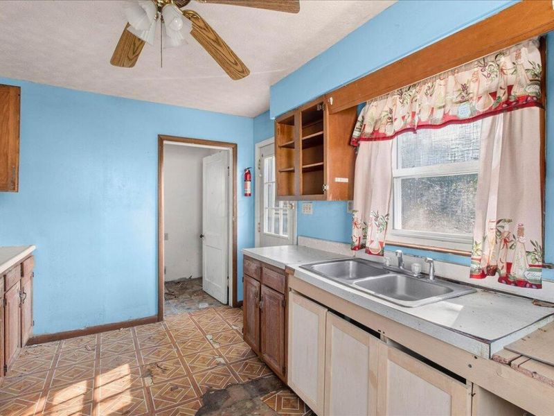 112 Warren Avenue, Russells Point, OH 43348 Photo 19