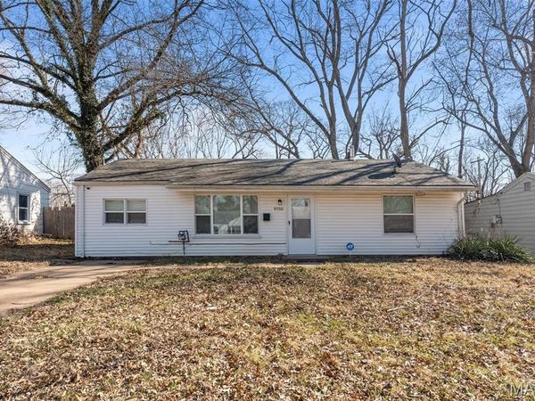 9750 Lorna Lane , St Louis, MO 63136