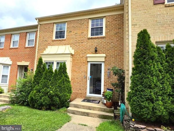 9731 LAKEPOINTE DRIVE, BURKE, VA 22015