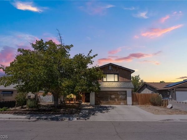 1855 Twin Oaks Avenue, Las Vegas, NV 89156