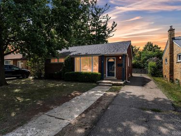 16625 Beech Daly Road, Redford Township, Mi 48240
